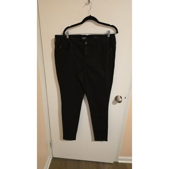 NWT Chaps Jeans Womens 18W 38wx30L Plus size Skinny Jeans Midrise Black NWT - Picture 1 of 12